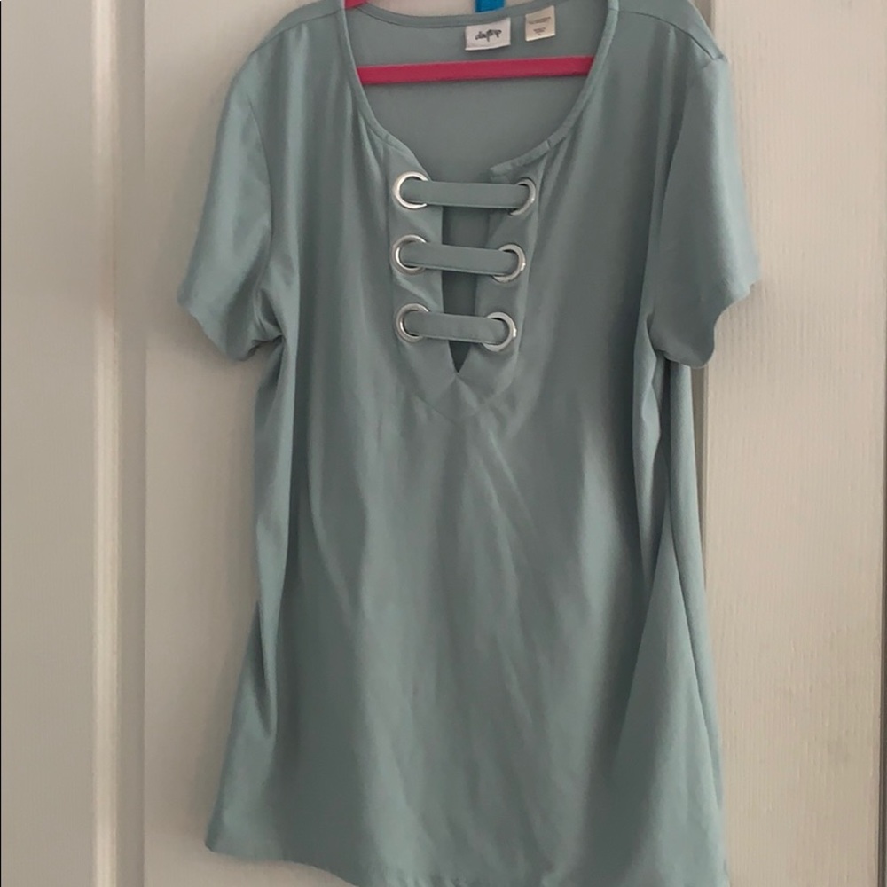 Cute short sleeve top